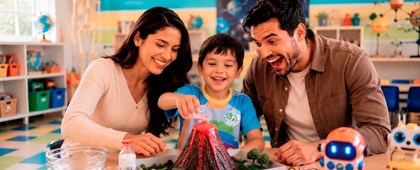 Estudiantes de la Unidad Educativa Mi Aldea Feliz